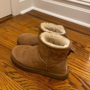 Ugg boots mini 7